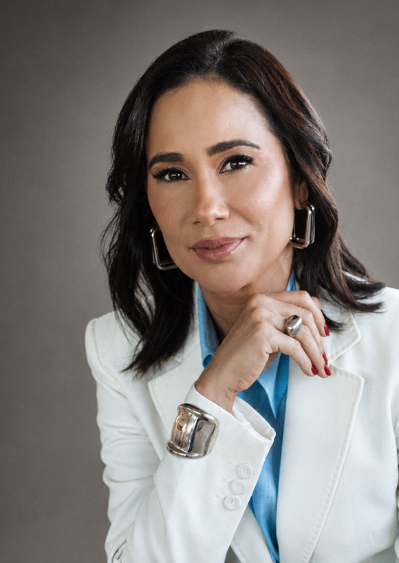 Dra. Cacyone Gomes, especialista em proteção de dados, entrevistada da Revista Angel