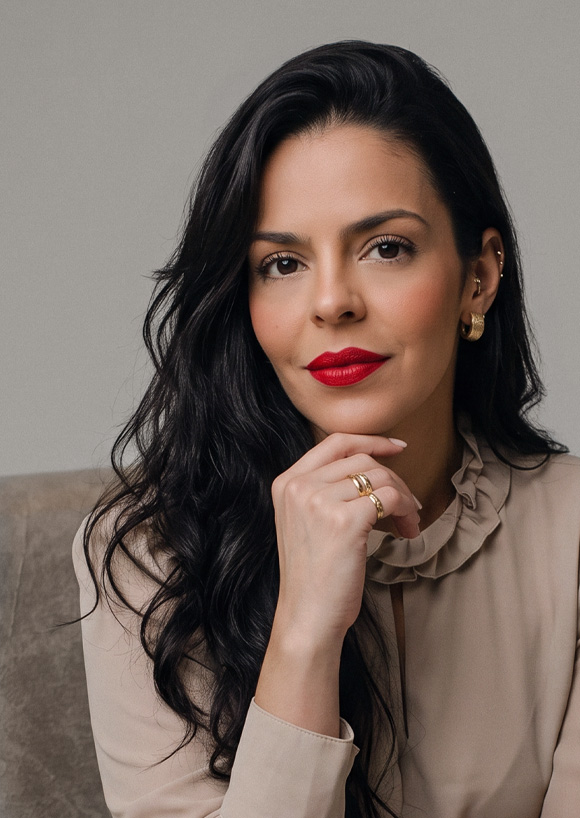 Dra. Luiza Verdi, advogada criminal, entrevistada da Revista Angel
